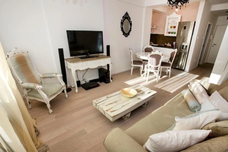 1 Bedroom Apartment with view