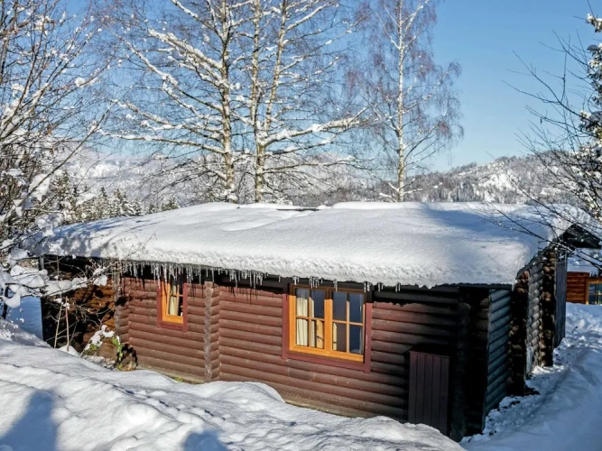 Triple Chalet