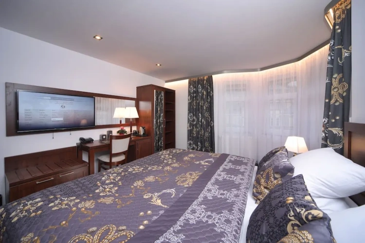 Superior Suite