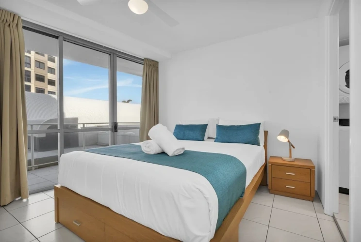 1 Bedroom Standard room with balcony and with garden view