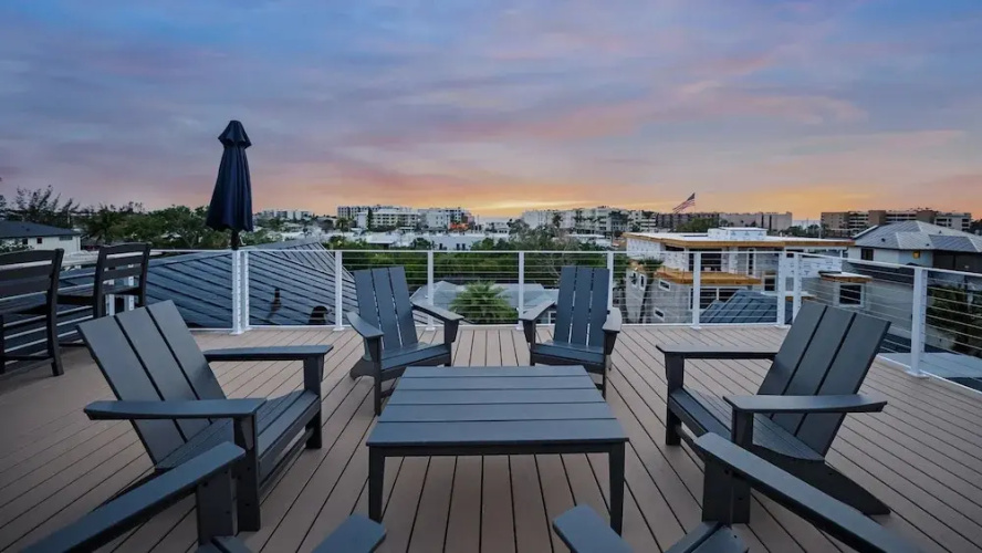 Maritime Manor in Siesta Key