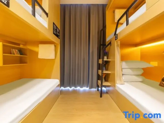 Premium Quadruple room