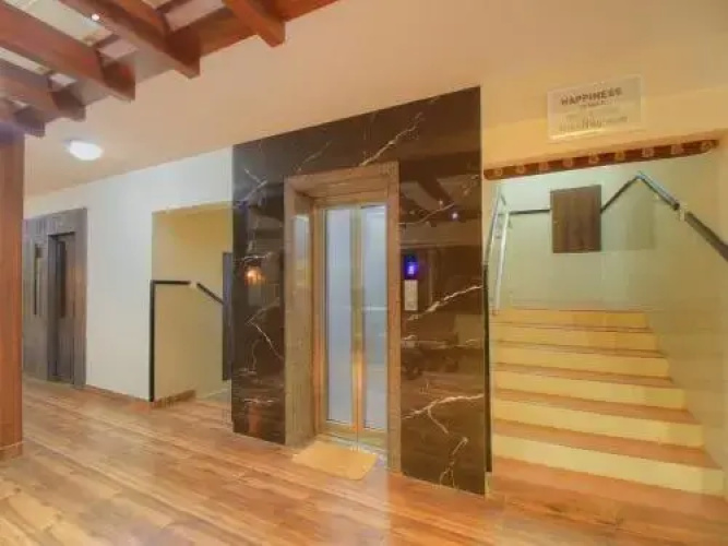 Manish Apartment
