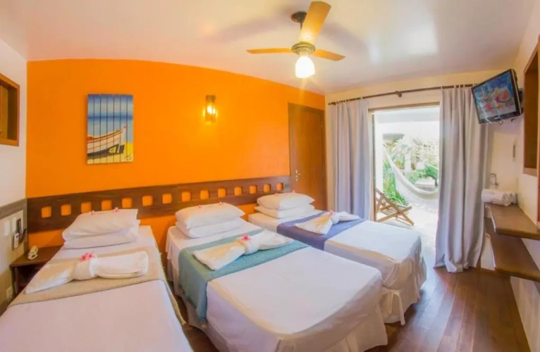 Standard Triple room