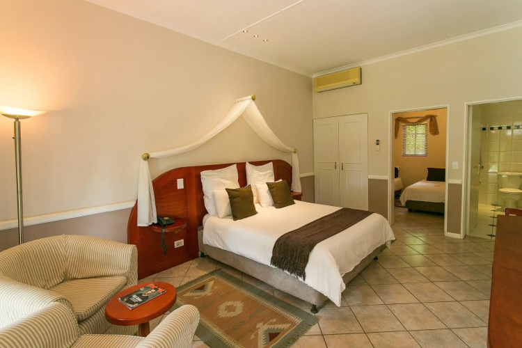 Hlangana Lodge