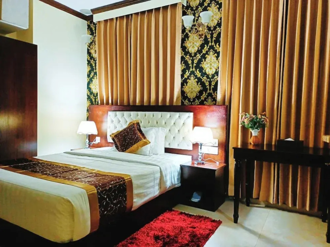 Crystal Rose Sylhet