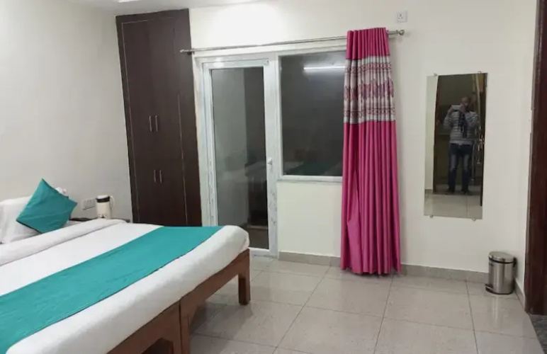 Hotel Narayan inn (Unit of Butola Hotels)