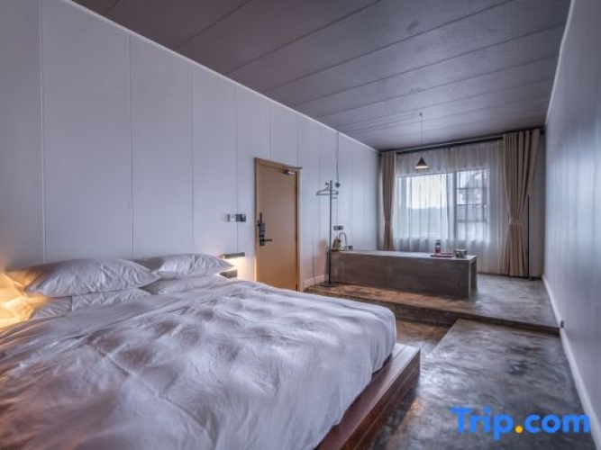 Standard Double room with garden view