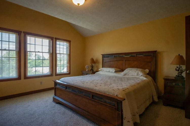 Hawthorne Lodge