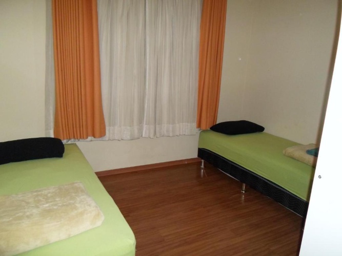 Economy room