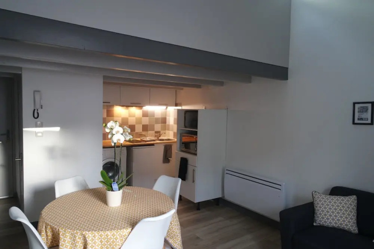 Studio Le marché La Rochelle-C