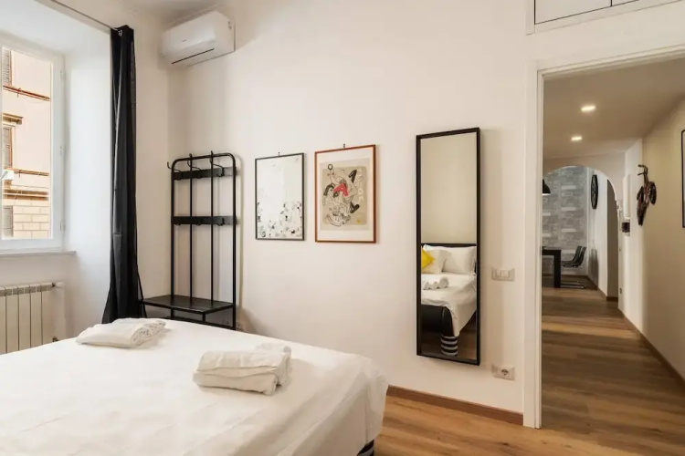 New Completely Renovated Apt In Vatican Peppes