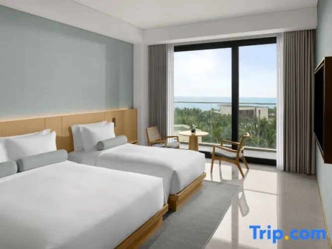 Deluxe Twin Family room with ocean view