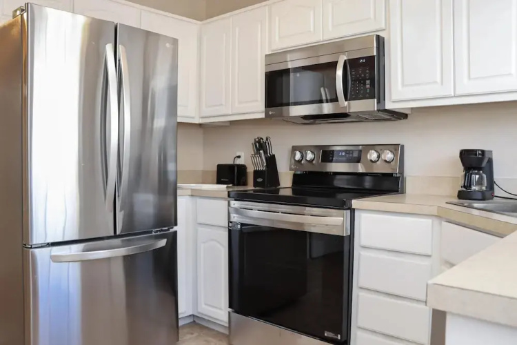 The Palms 13B