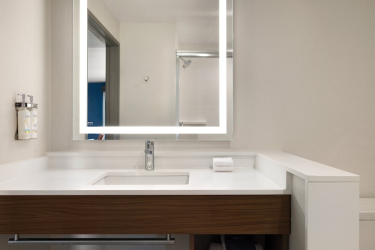 Holiday Inn Express Cape Canaveral, an IHG Hotel photo 9