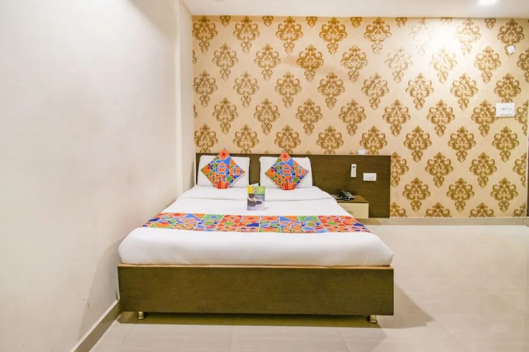 FabHotel SVS Luxury Rooms