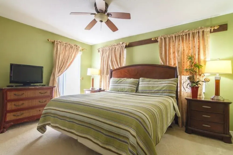 Formosa Gardens 2705