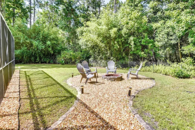 Lanai & Fire Pit: Peaceful Palm Coast Home!