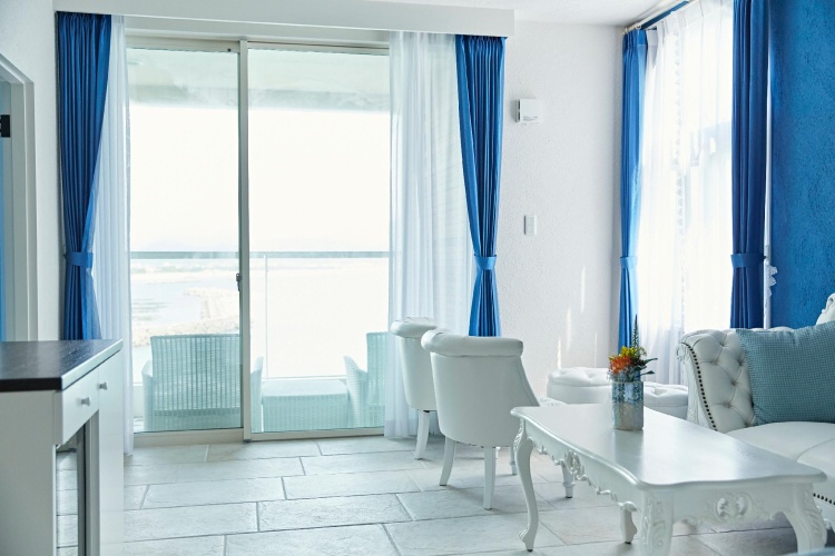 Standard Twin room with ocean view