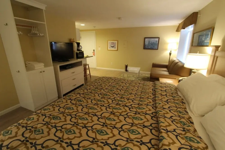 1 Bedroom Apartment with balcony