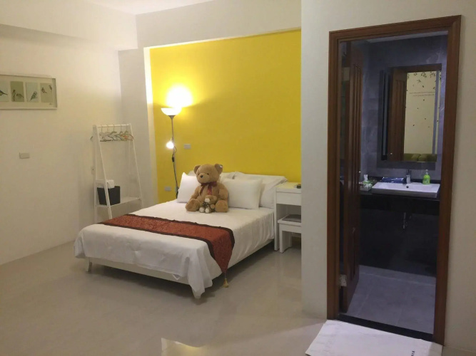Riverside Guesthouse