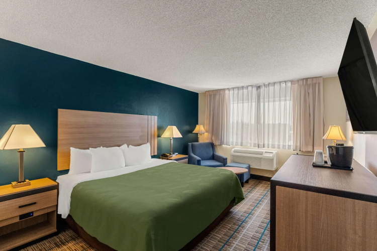 Quality Inn Denver Northeast Brighton