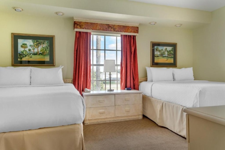2 Bedrooms Sextuple Suite