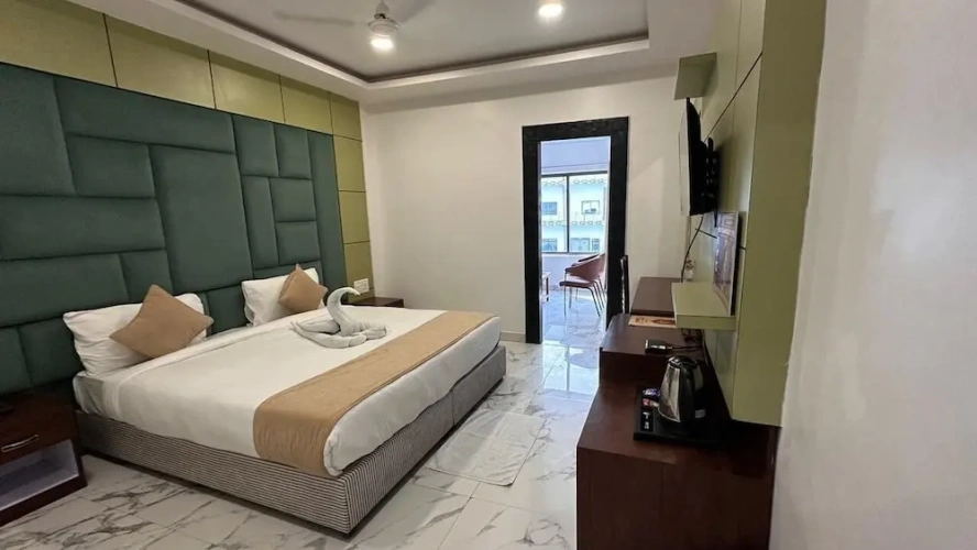 Premium room