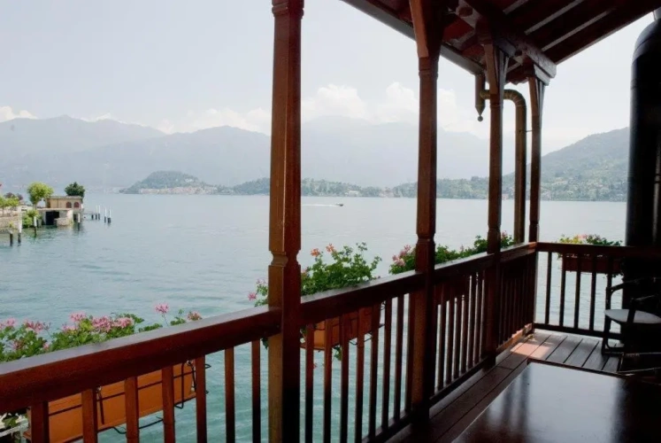 Deluxe Double room with lake view