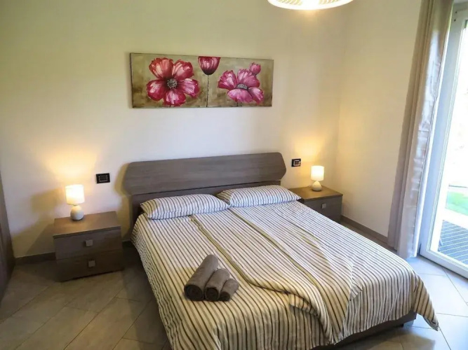 Margo 1 Apartment in Verbania With Lake View
