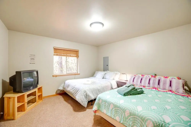 65GS - Hot Tub - Wi-Fi - Pets Ok - BBQ - Sleeps 10