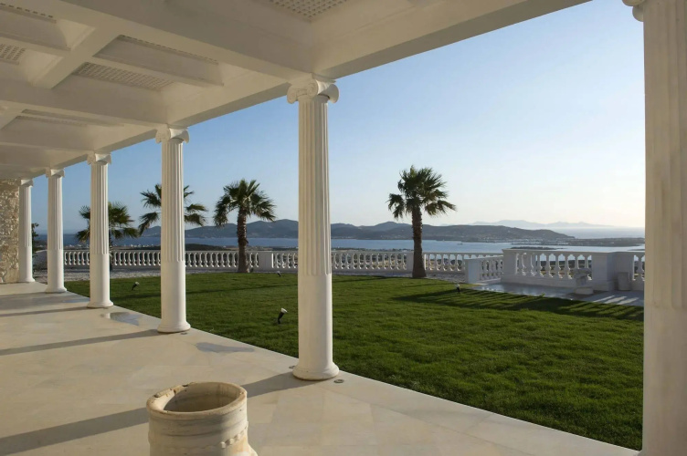 Villa Aethra