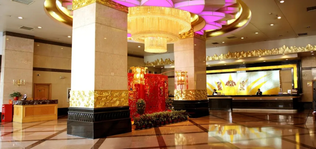 Zidongge Huatian Hotel