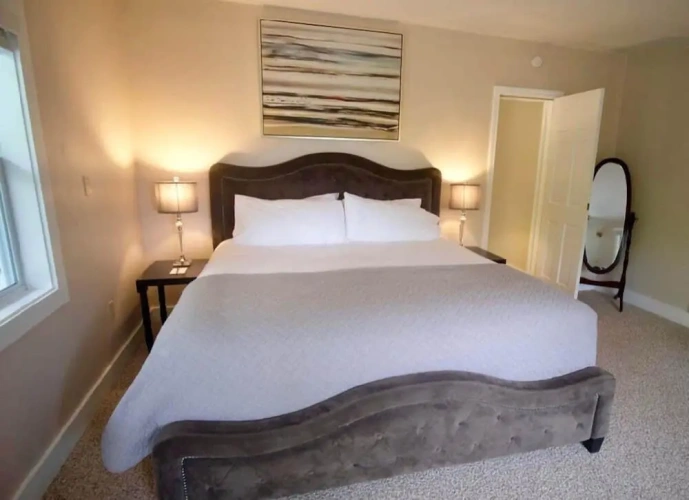 2 Bedrooms Double Suite
