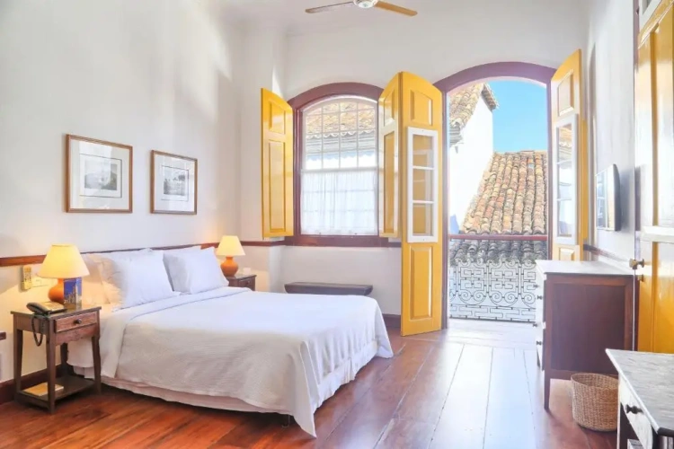 Superior Double room with balcony