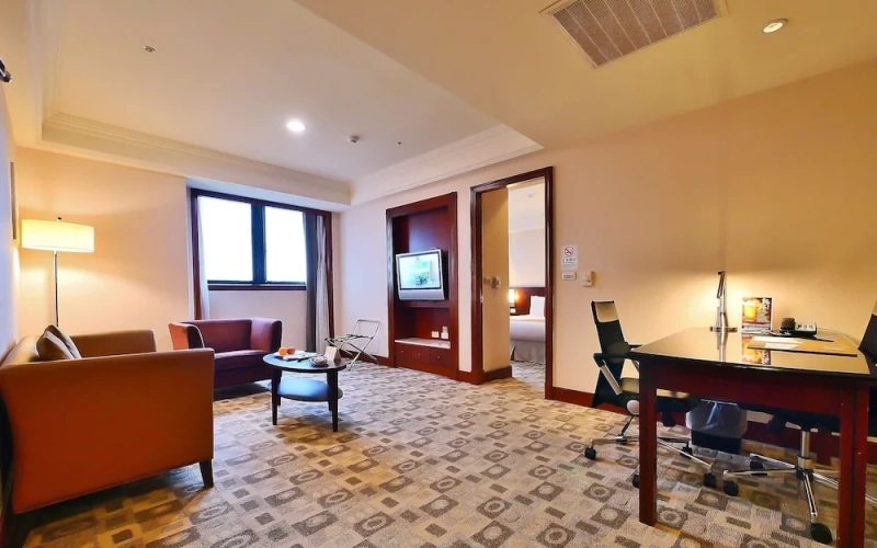 2 Bedrooms Executive Quadruple Suite