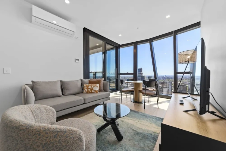 2 Bedrooms Apartment with balcony