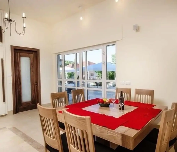 1 Bedroom Deluxe Suite with balcony and with mountain view
