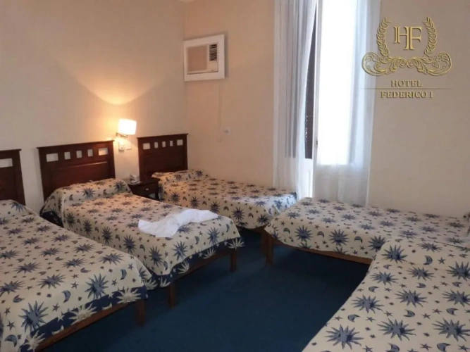 Standard Quintuple room