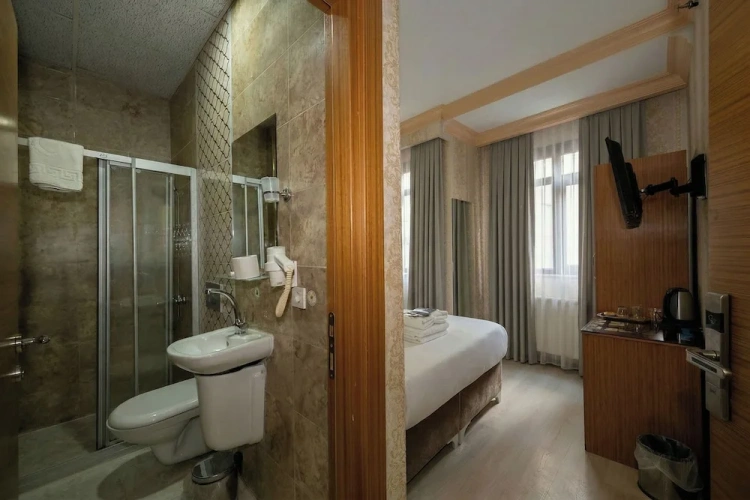 Superior Double room with city view