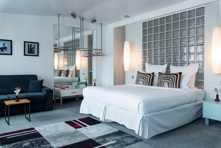 Kube Hotel Paris