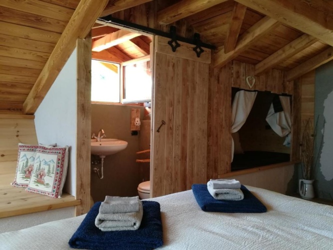 Standard Double room with mountain view