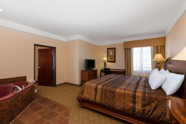 Deluxe Double Family Suite