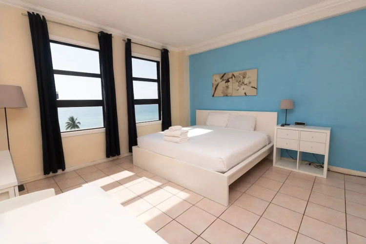 764 Ocean View Hollywood Beach
