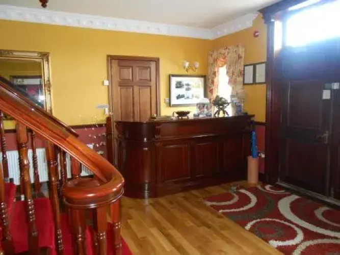 Aulber House