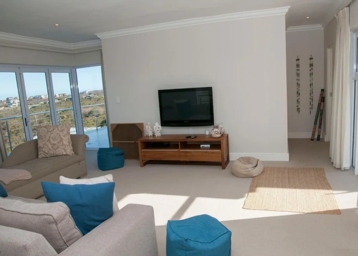 5 Bedrooms Deluxe Cottage with sea view