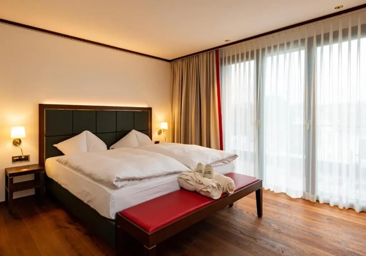 Deluxe Double room with lake view