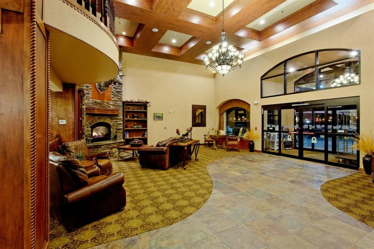 Holiday Inn Express & Suites Kalispell