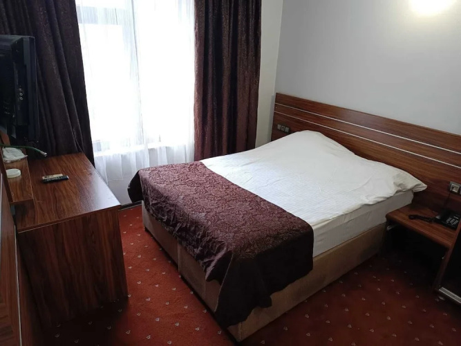 Pirotel Hotel