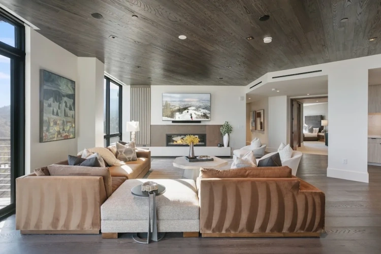 4 Bedrooms Standard room